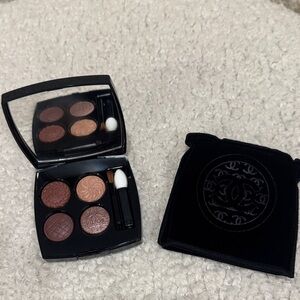 CHANEL Les 4 Ombres Boutons Couture Eyeshadow Palette